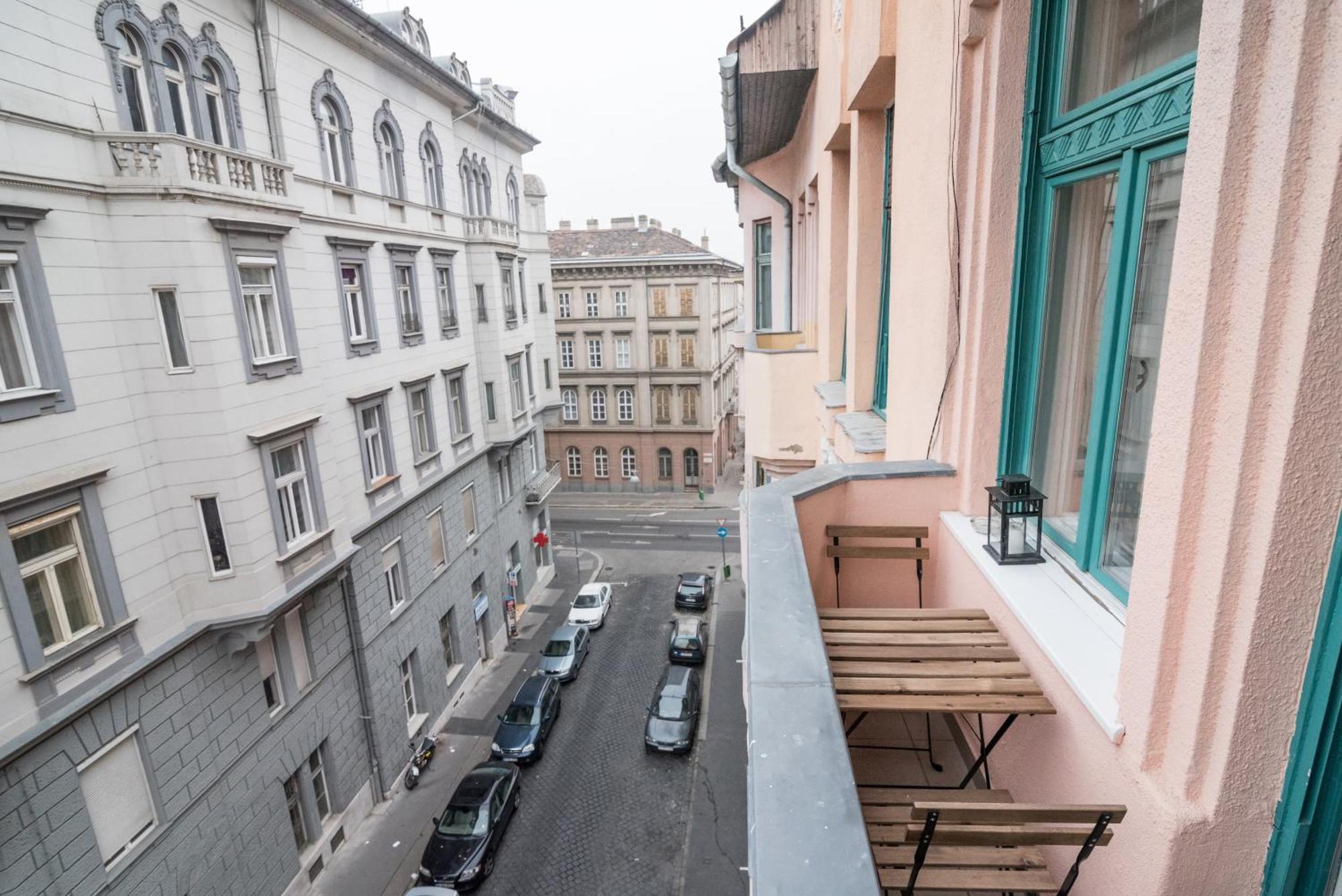 Newsunny Apartment At The Budacastle Budapest Extérieur photo